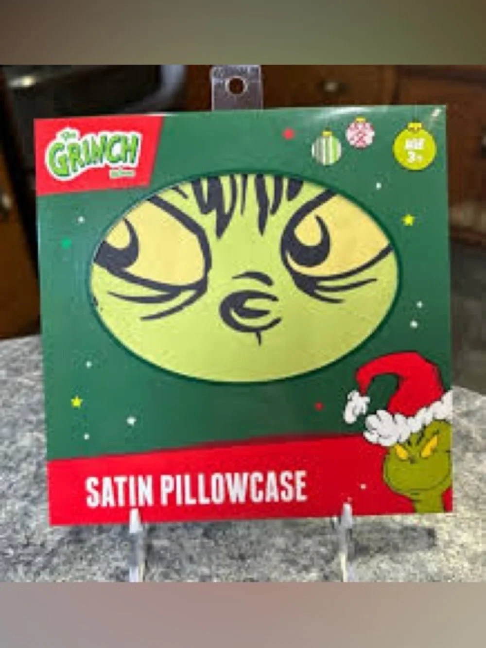 The Grinch Satin Pillowcase - Green